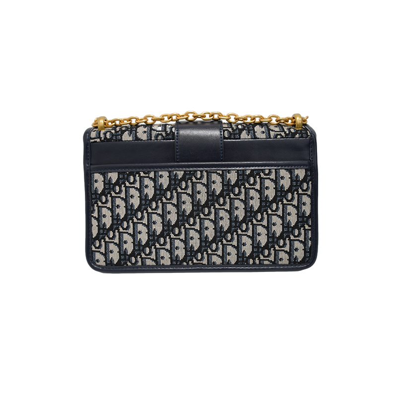 DIOR (30 Montaigne）