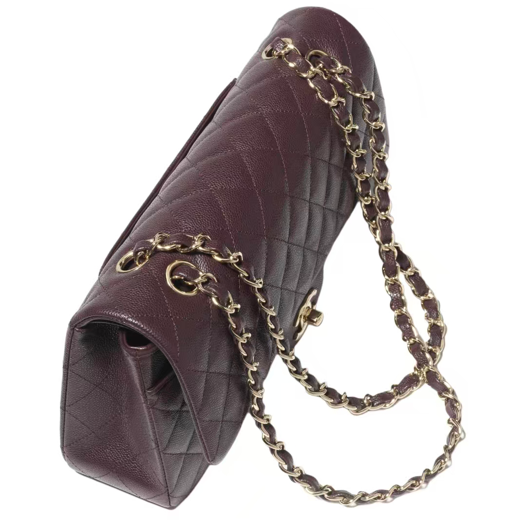 CHANEL(经典CF球纹牛皮包)