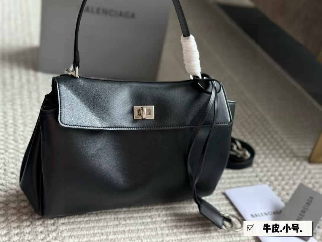 BALENCIAGA(RODEO大廓形包 )